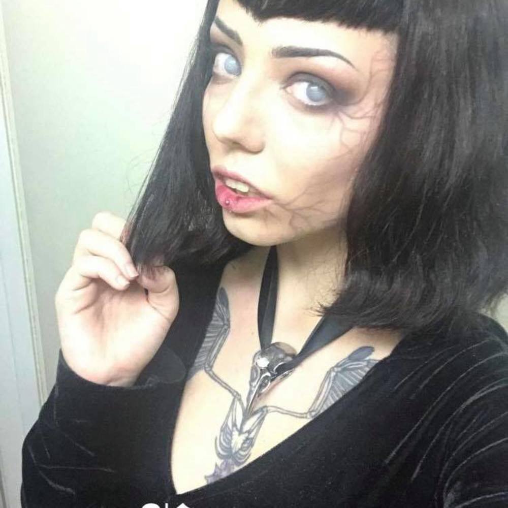 Meet your Posher, Stormy